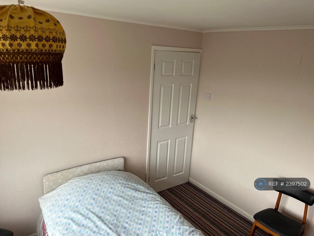 Medium Bedroom 1