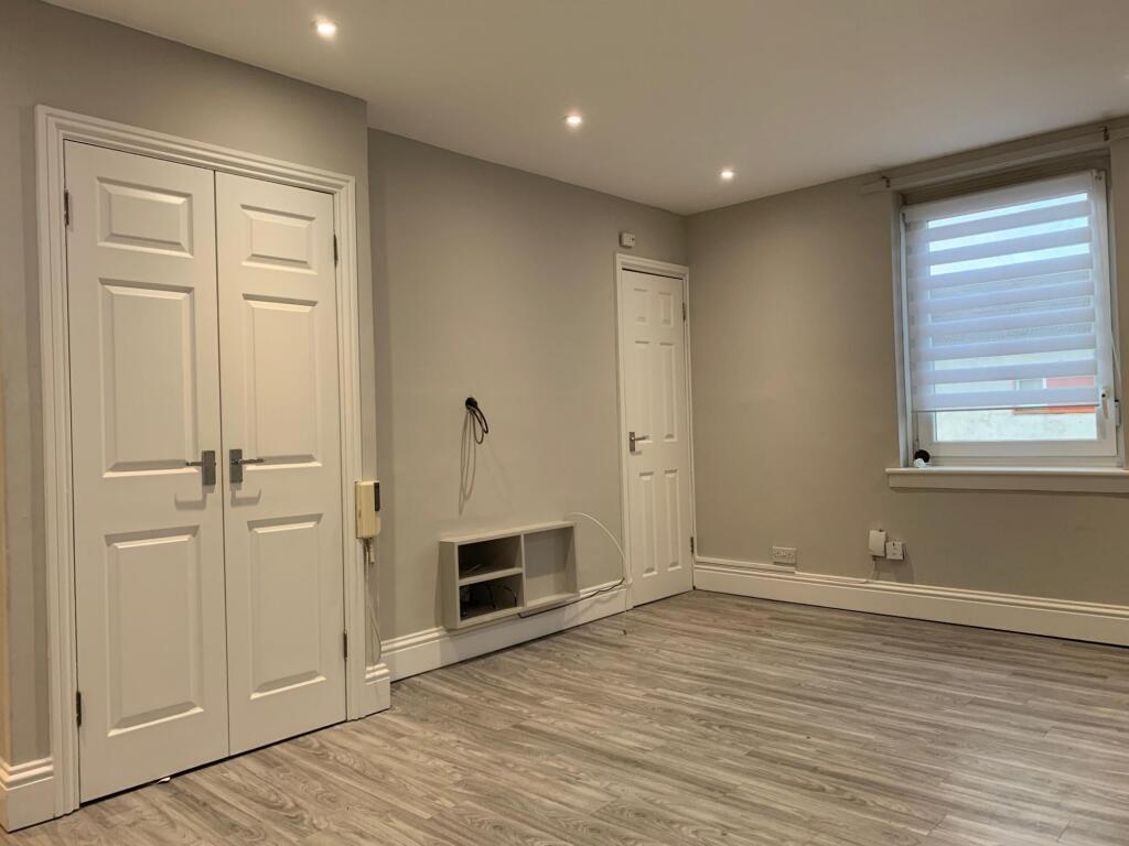 4994-20201214113259-living-room-6