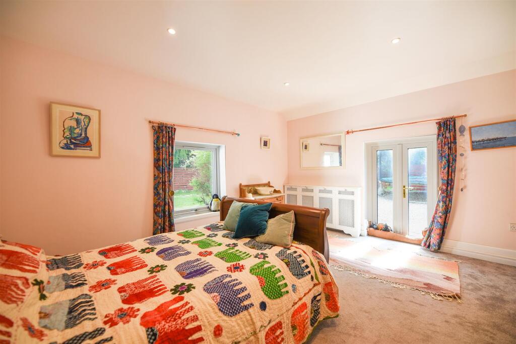 Bedroom1a.jpg