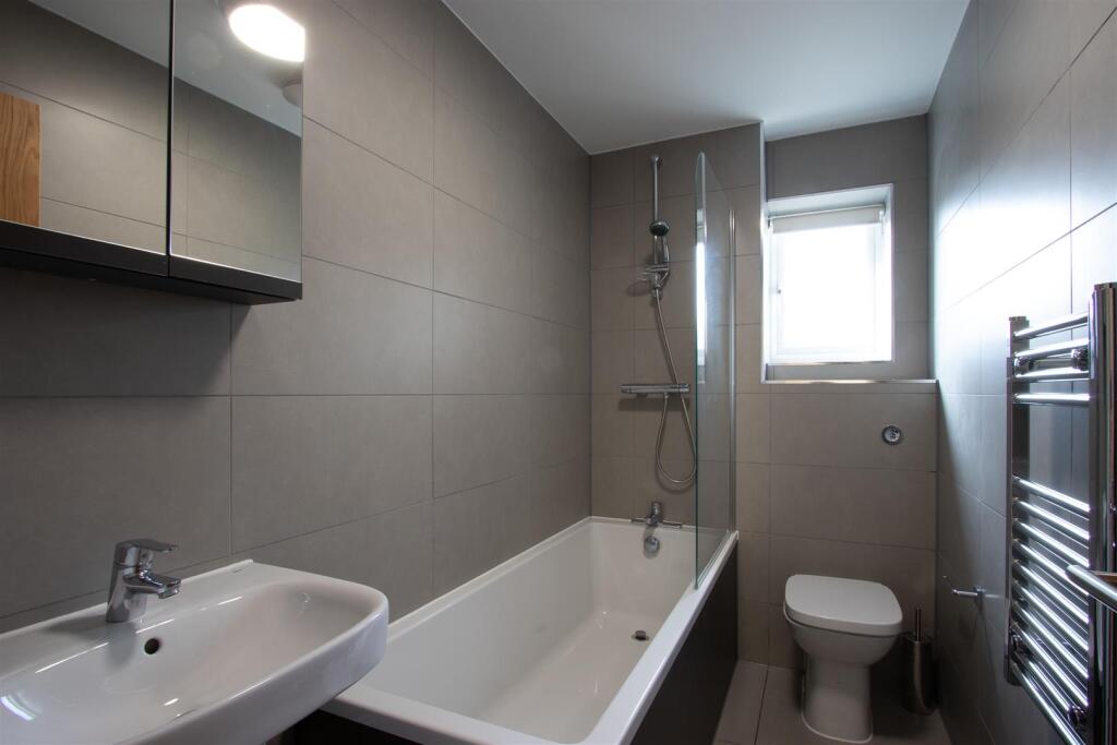 Churchill Villas 47-5.jpg