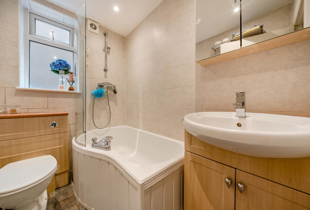 1347801-8-68b9a7f...