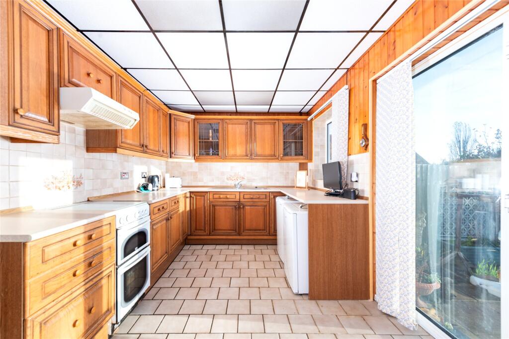 Kitchen/Dining