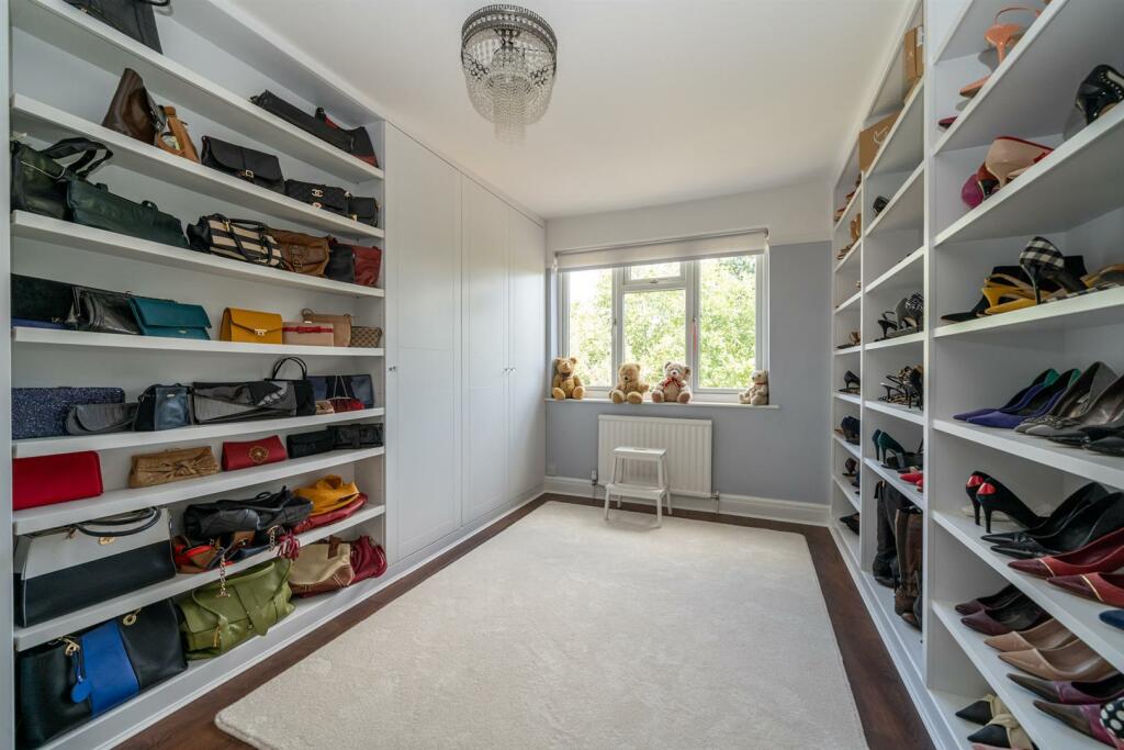 35-Tavistock-Ave-08542.jpg