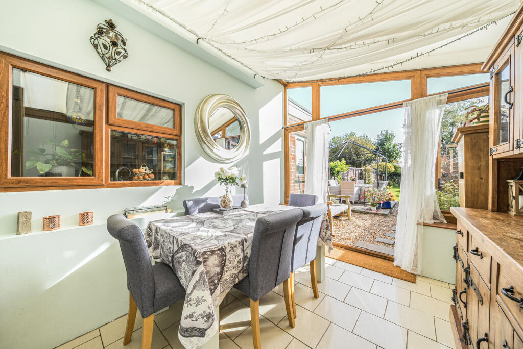 1363831-11-68e544...