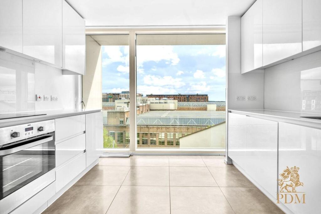 APT 513 Nottingham One Canal Street Nottingham NG1