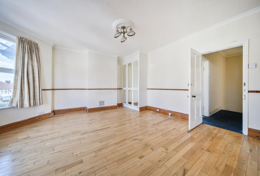 1346096-2-68bf022...