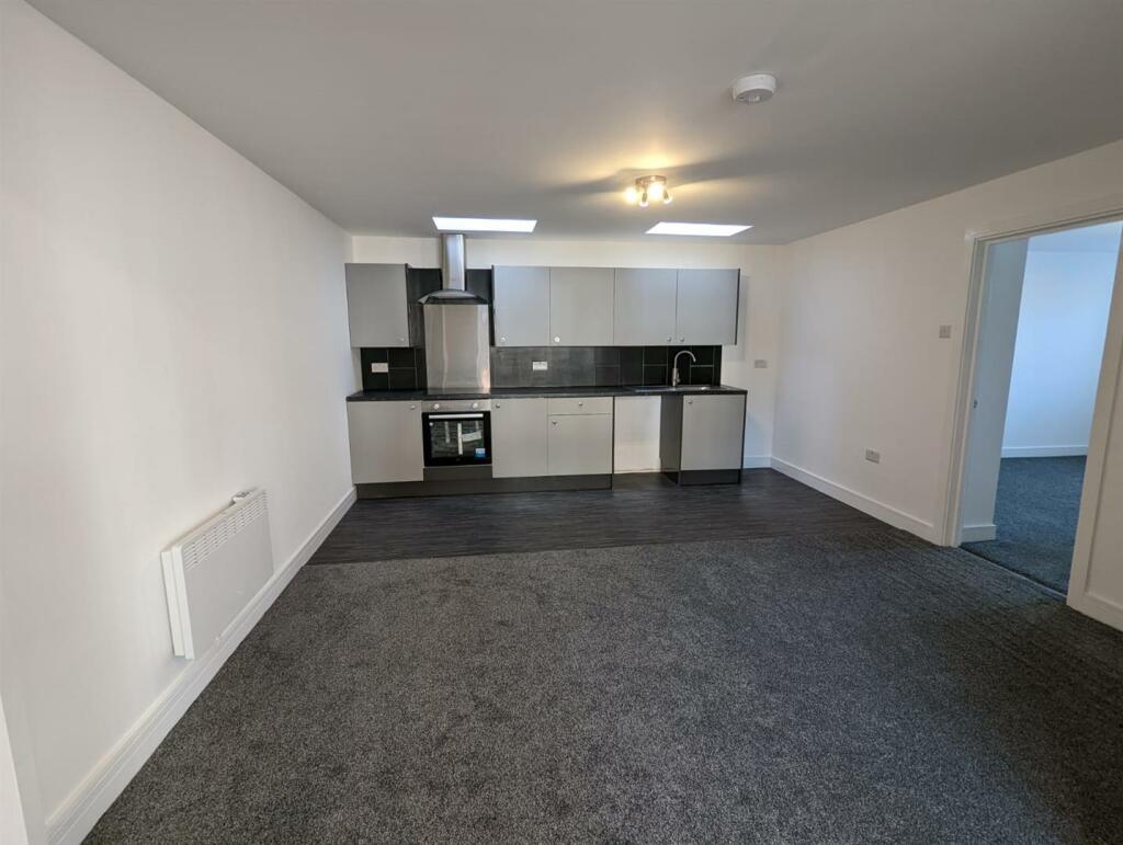 Kitchen / living room