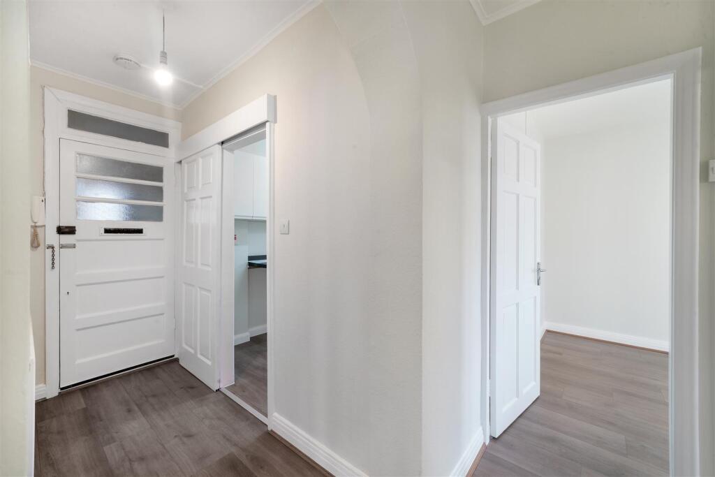 8 Ashton Court, Greenford Road - Ft20Sp25X1tOjmq8j