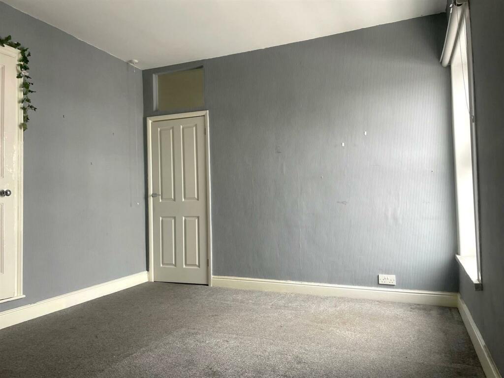 WhatsApp Image 2024-11-22 at 09.06.25.jpeg