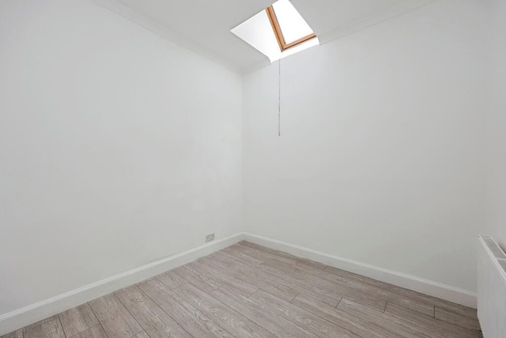 Bedroom 2/Dining Rm