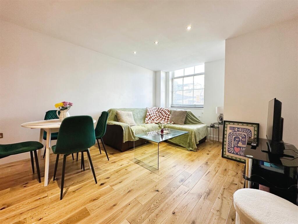 57c4e384-image_picker_9D9F2CD1-5BB8-4CF3-8CE0-8700