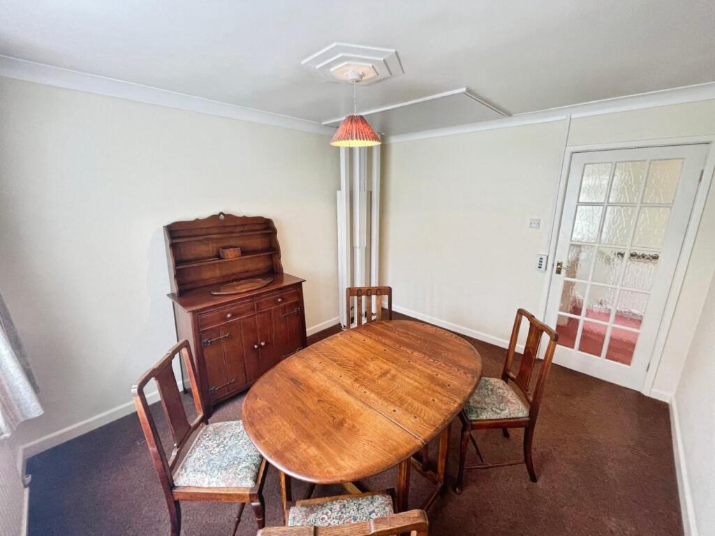 3eec057d--46B1-B957-0576496EE03F-71564-000009F1720