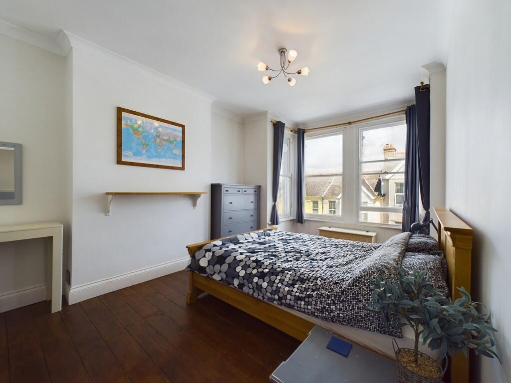 CAM02091G0-PR0043...