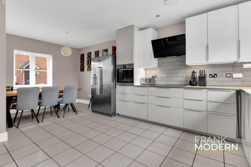 Kitchen / Diner