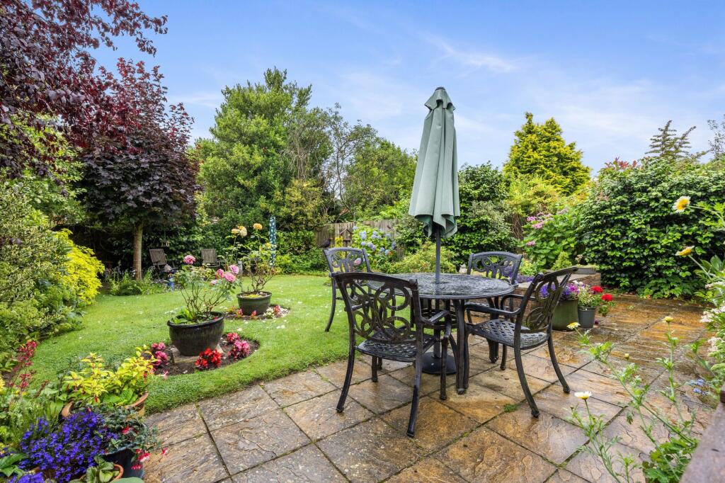 Court Meadow, Rotherfield, TN6
