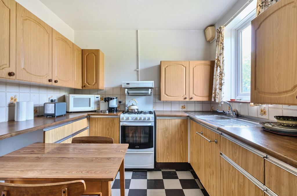 1303121-11-683841...