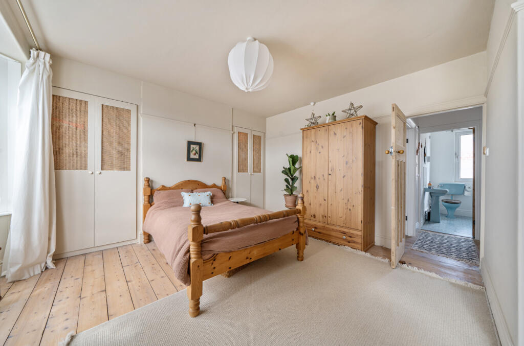 1357180-11-68d553...