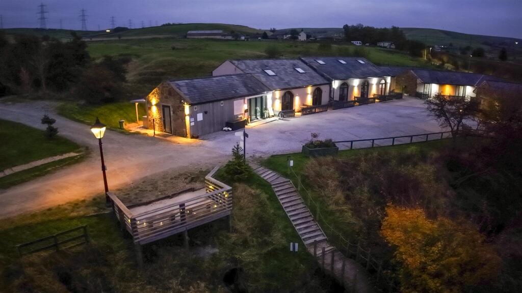 Cottages By Night Alt