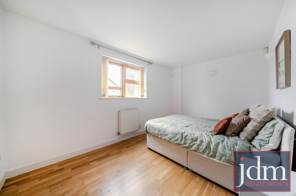 5a81b676-fbc8-465...