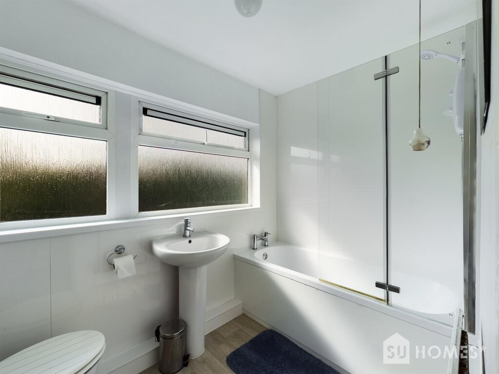 Upstairs bathroom
