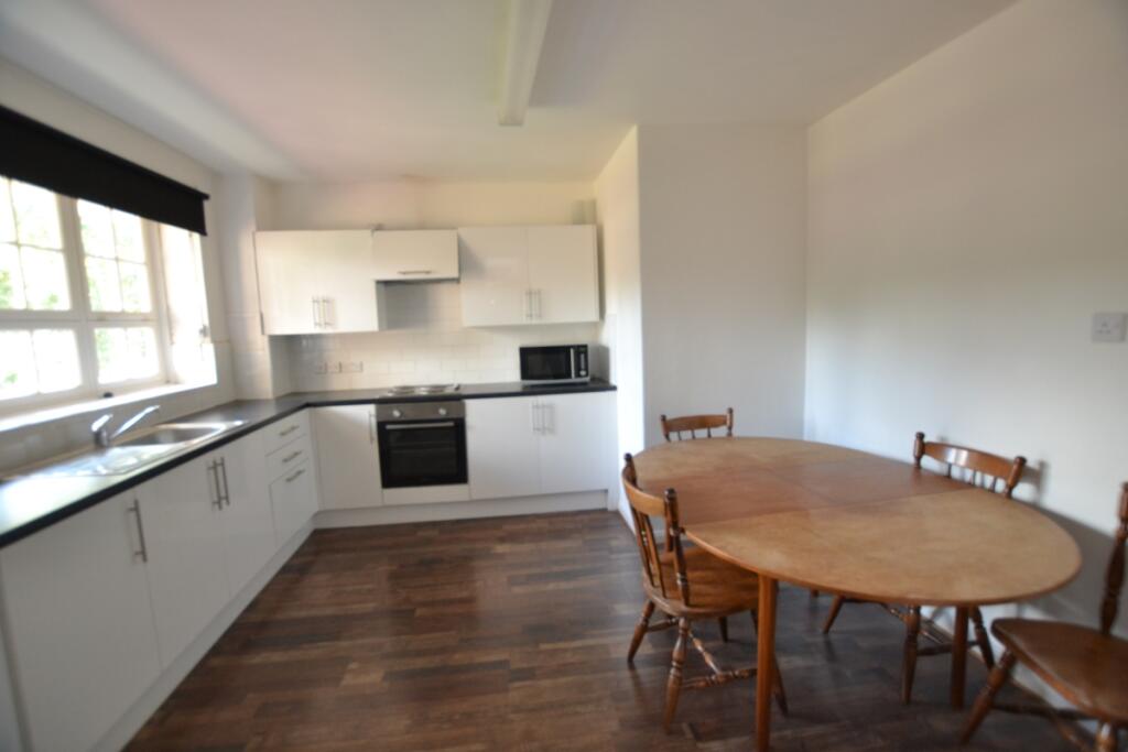 Kitchen/Breakfast Ro