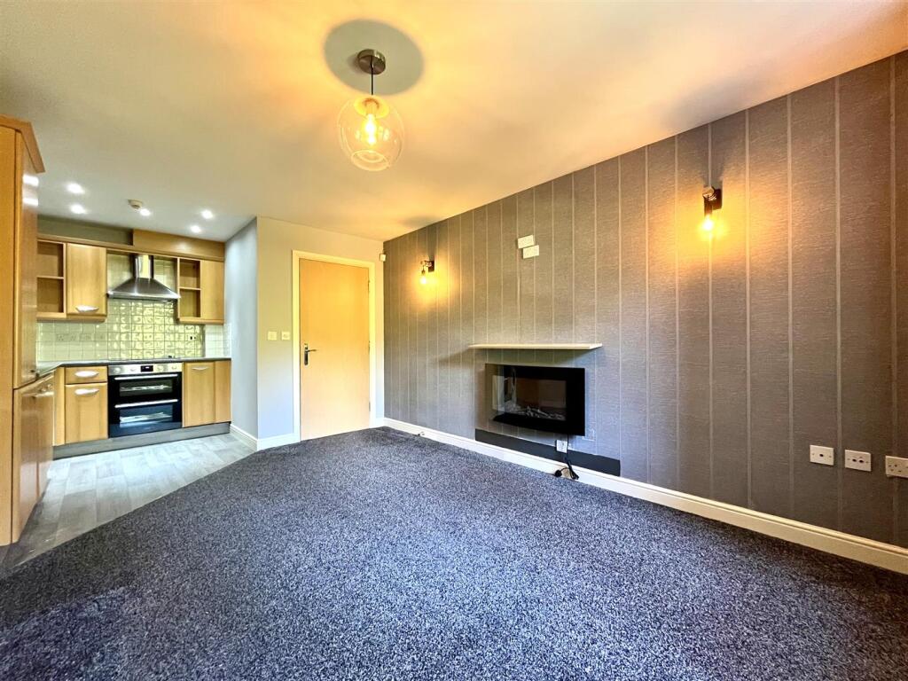 Living Area Aspect 2