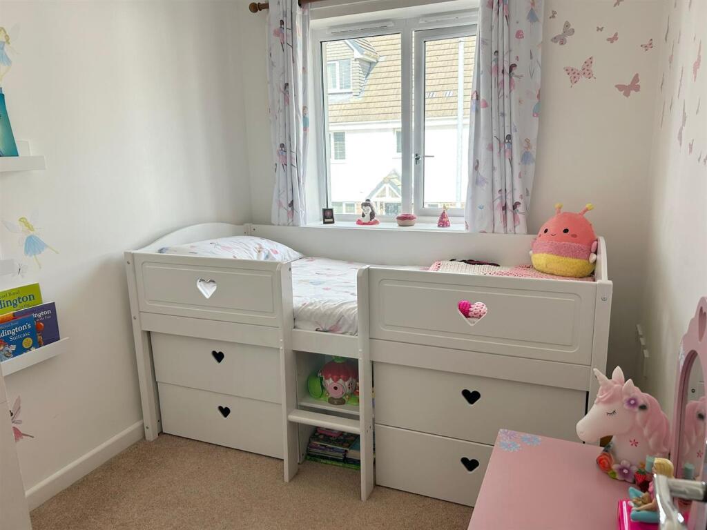 Bedroom 3.jpg
