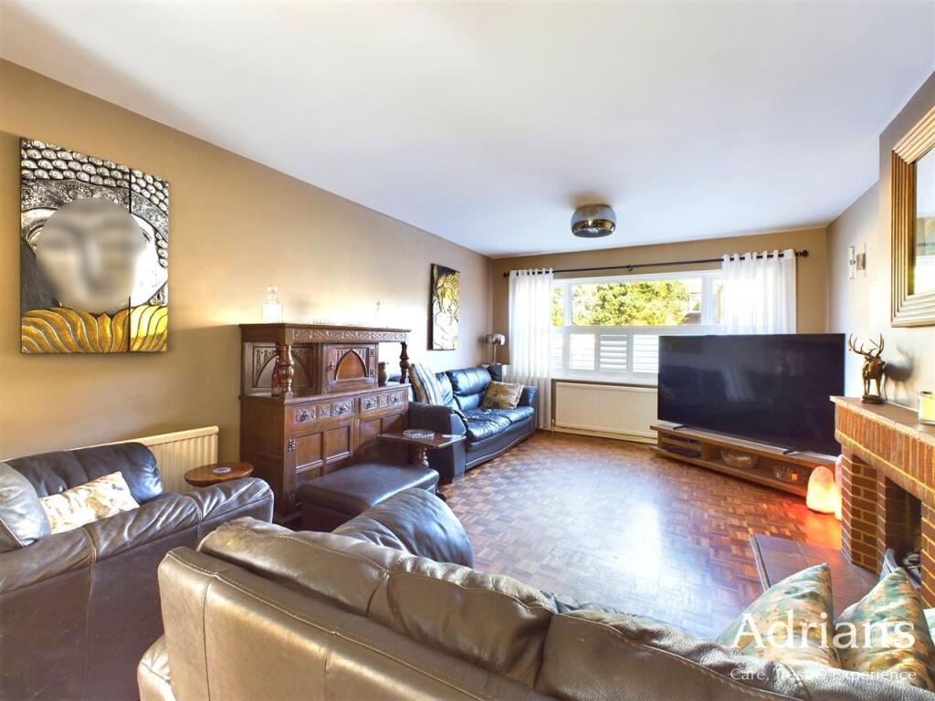 SITTING ROOM