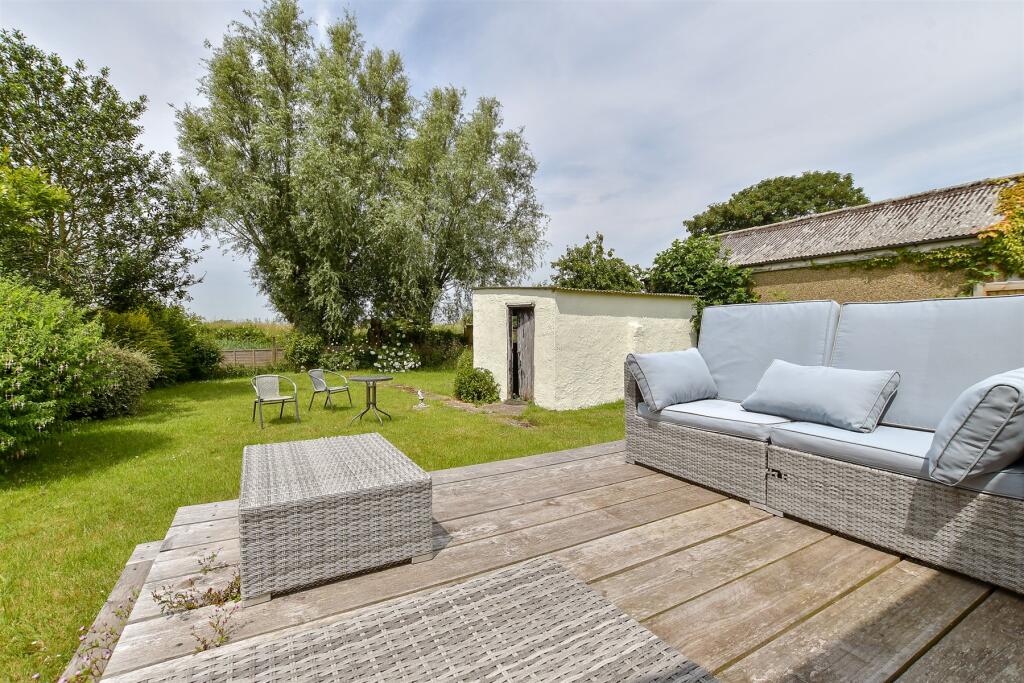Patio / Decking
