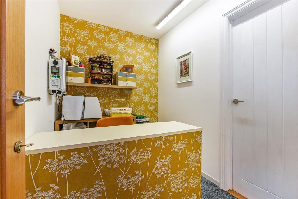 Study/Workroom