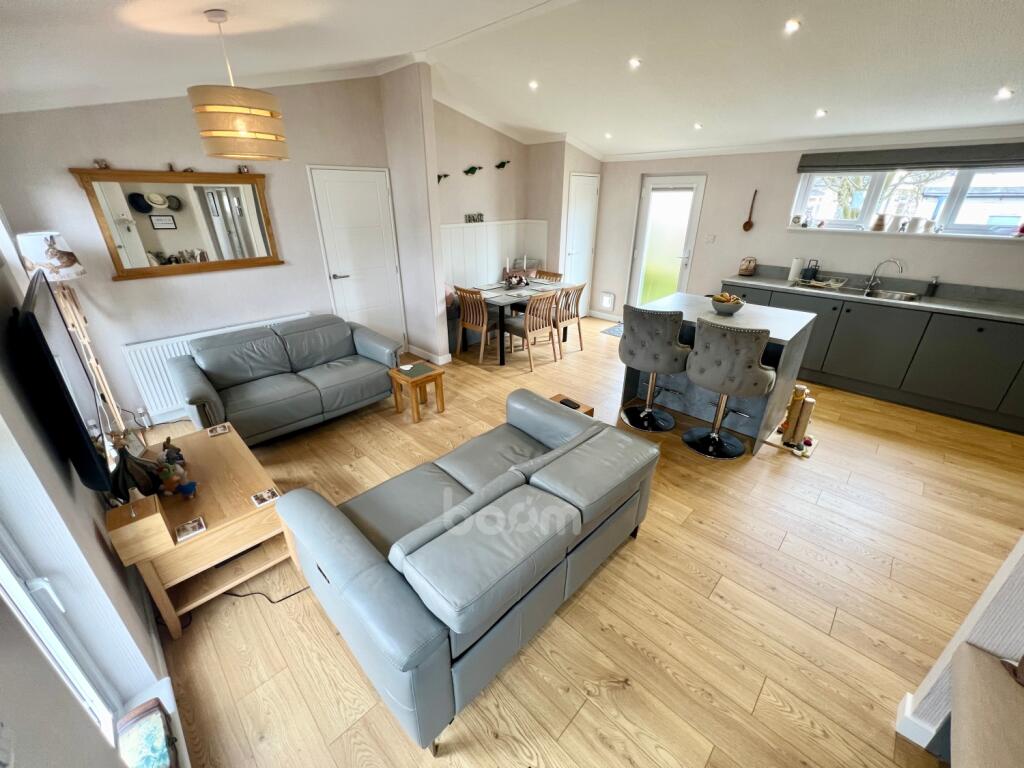 CAB14247-ED63-457E-ACC3-BB8173D48EA9