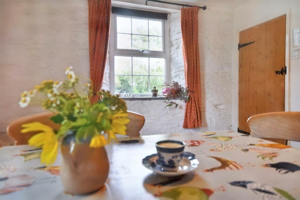 Breakfast Room