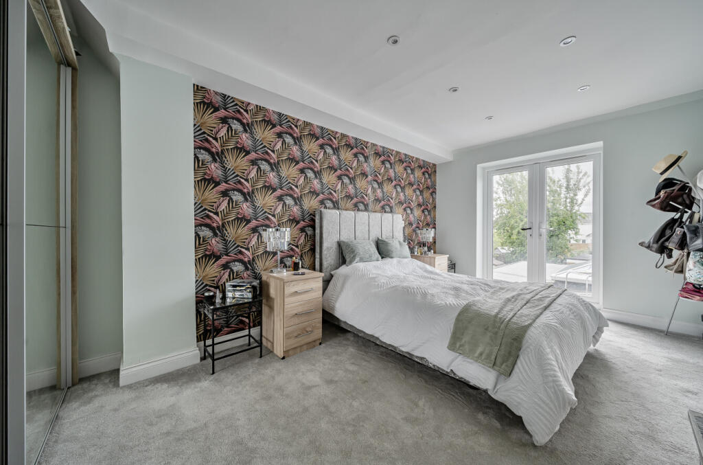 127967022683f3d01d5473