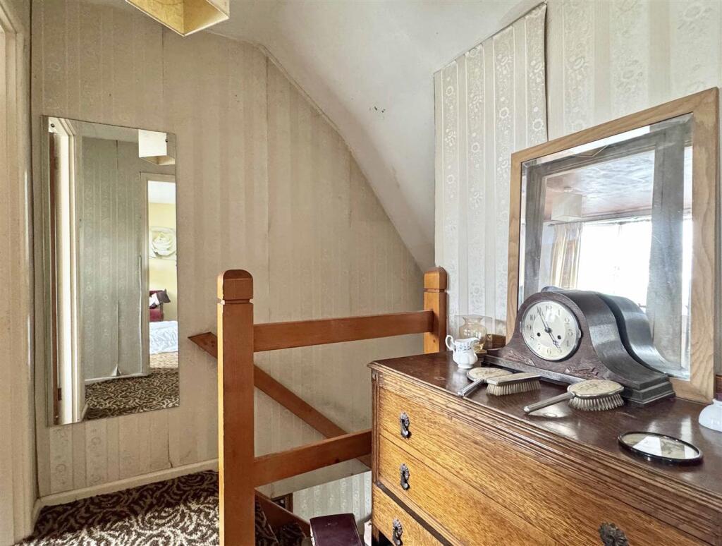 First Floor Landing.jpg