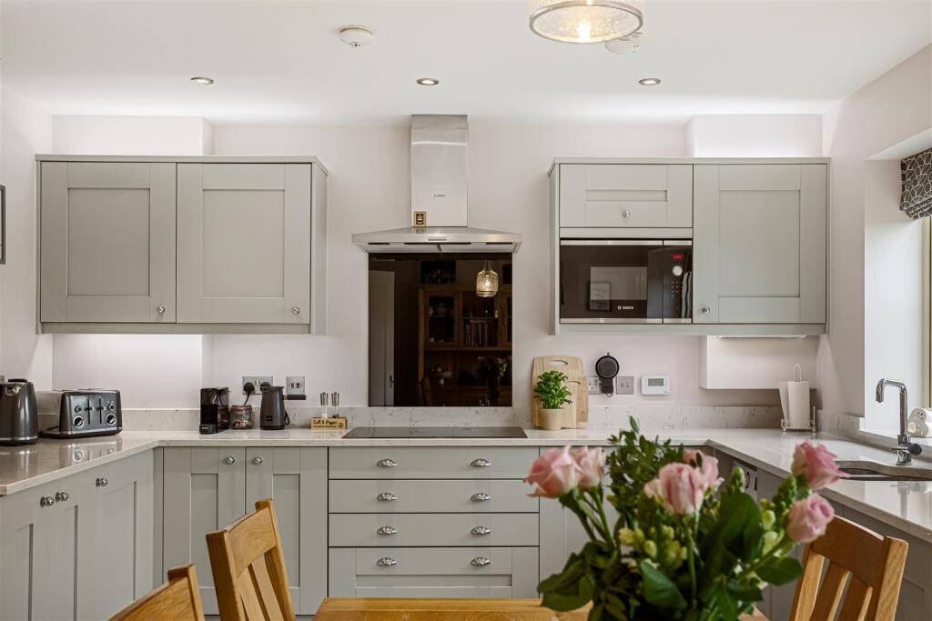 5_Farefield_Close_52.jpg