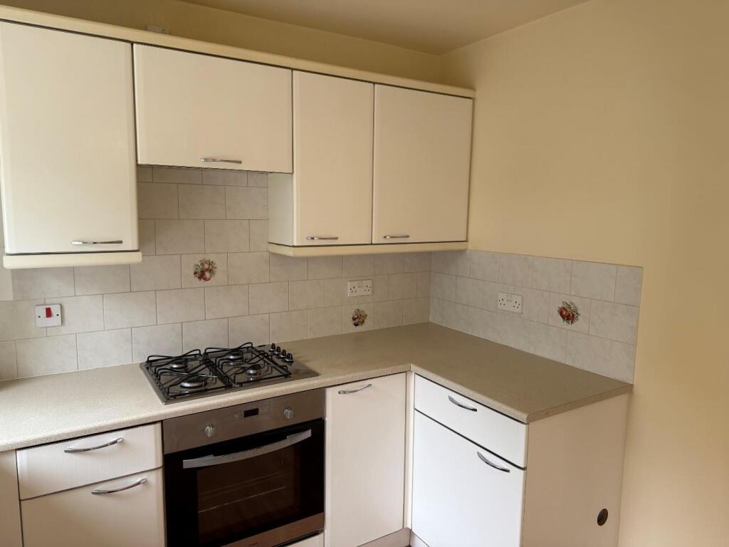 Kitchen 1.jpg