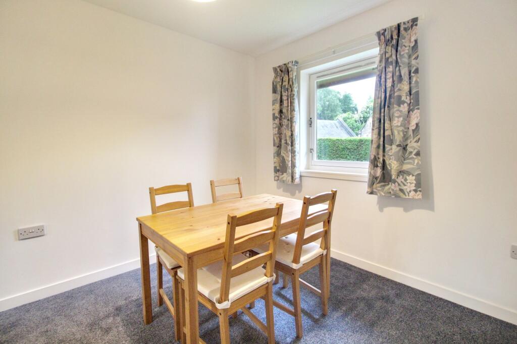 Dining Room / bedroom 2