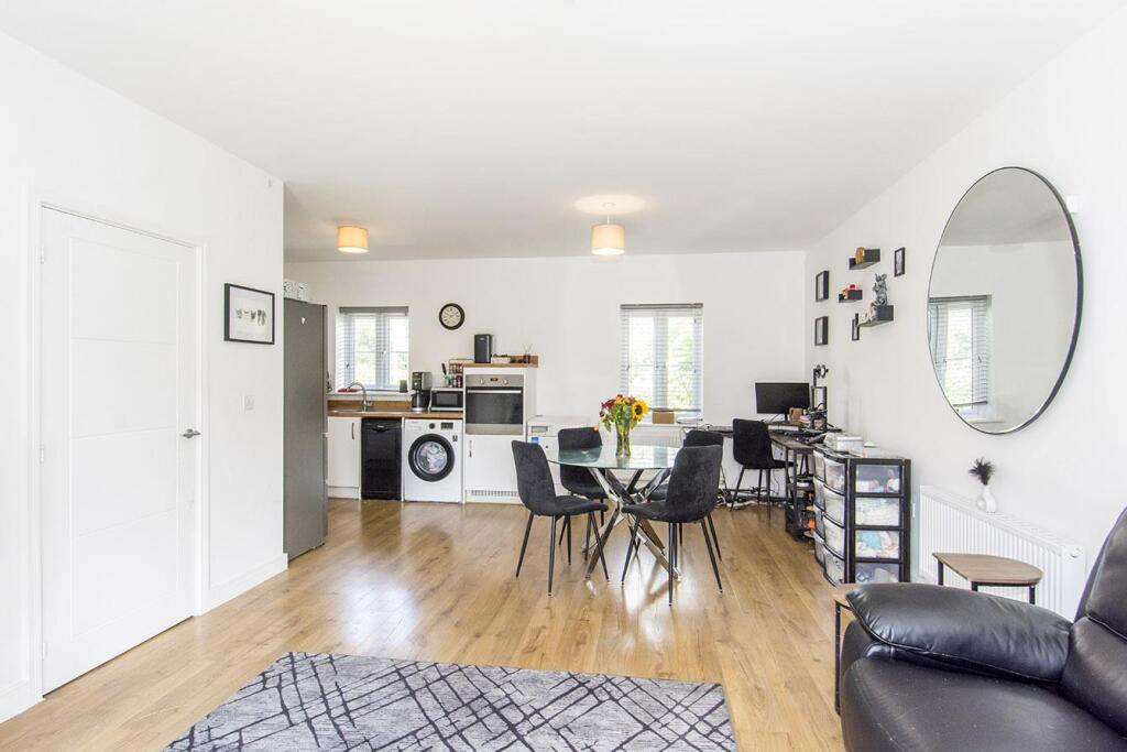 Open Plan Living / Dining / Kitchen