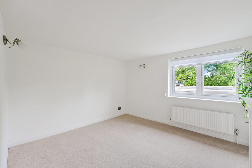 HOLLAND ROAD, 39A...