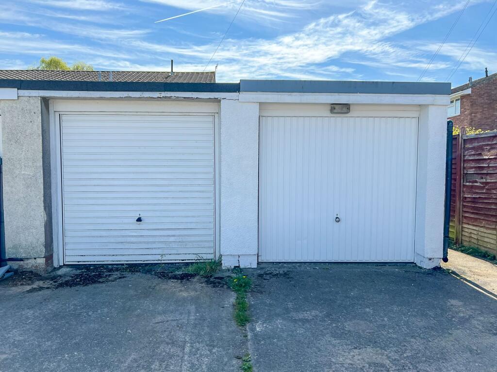 Rear Garage within Block