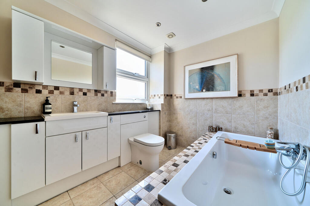 1323794-10-686d01...