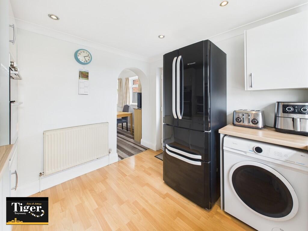 CAM03440G0-PR0398...