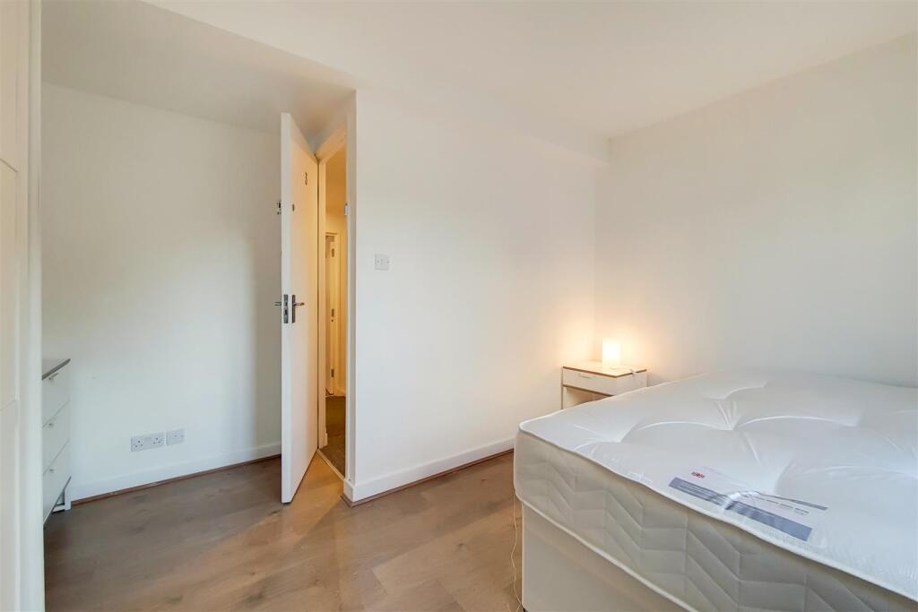 6_Bedroom 2-2.jpg