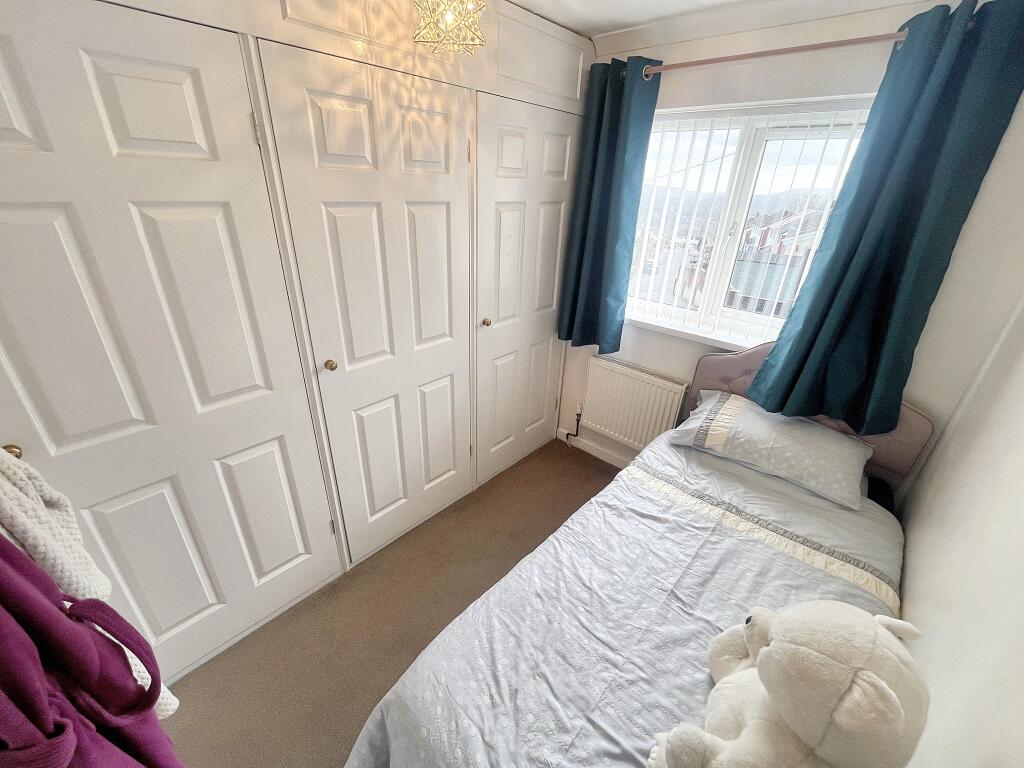 Bed3