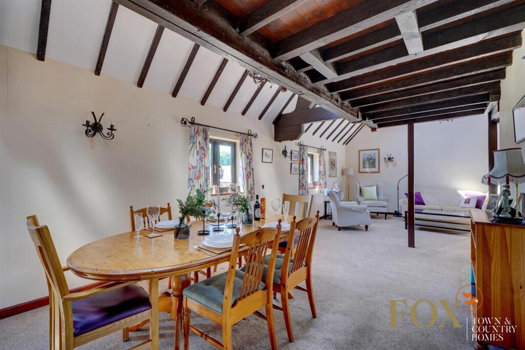 9 Holt Castle Barns (16).jpg