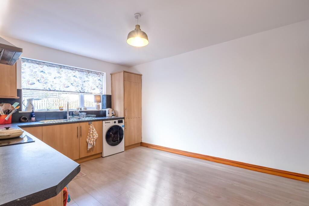 4 Park Side (11 of 19).jpg