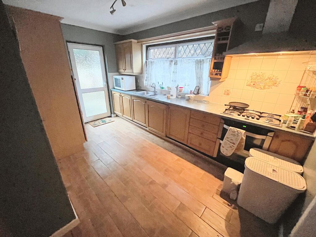 Kitchen2