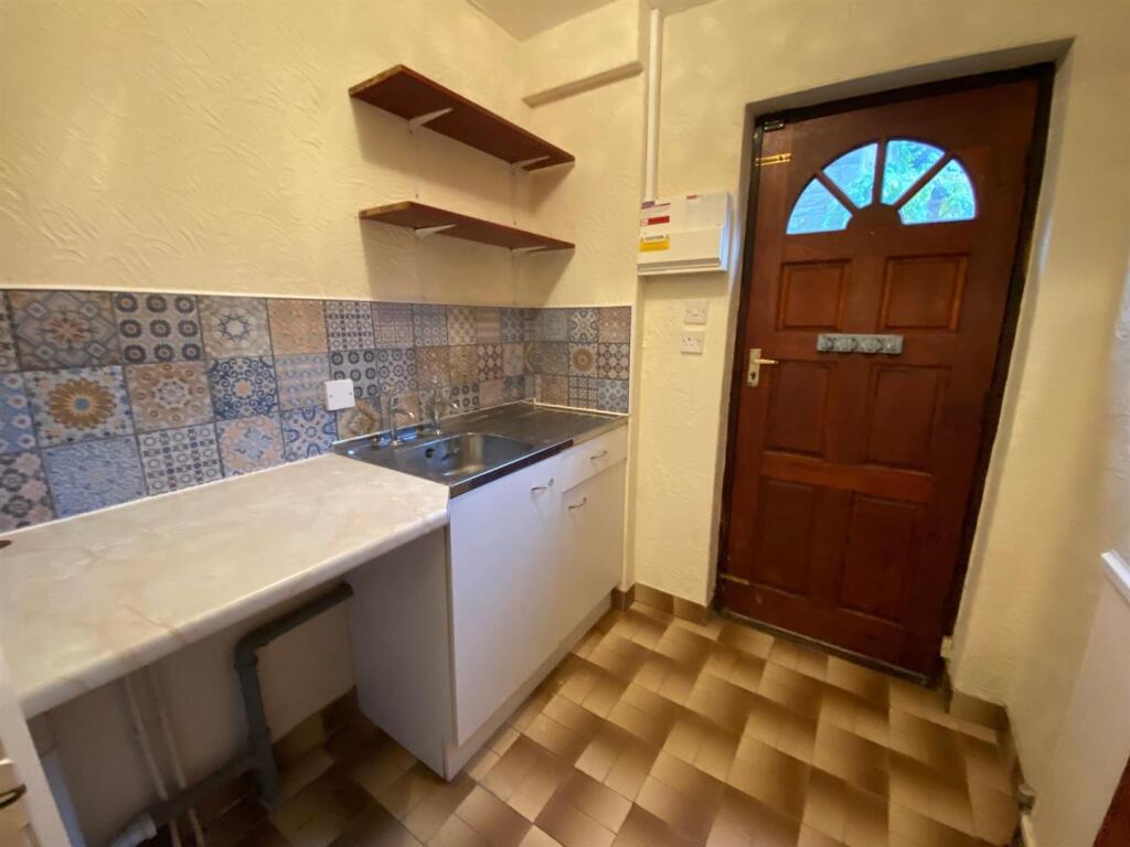 UTILITY ROOM.jpg