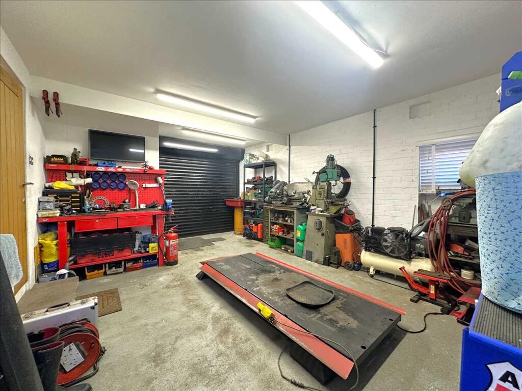 Integral Garage
