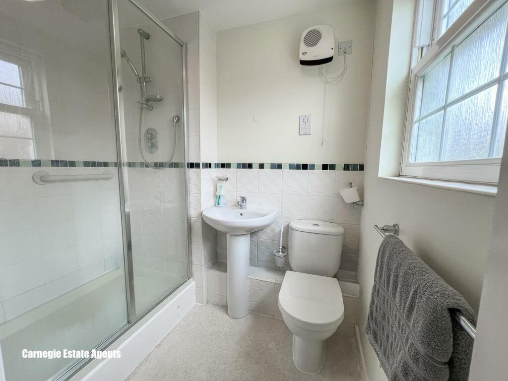 En-suite shower room